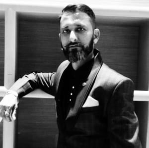 Meet your Posher, Maulik